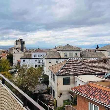 Centro De 2 * Granada